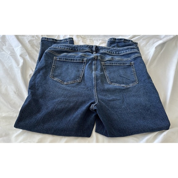 Torrid Women's Size 14R Feel the Fit Jeans Blue Denim Distressed - Picture 5 of 6